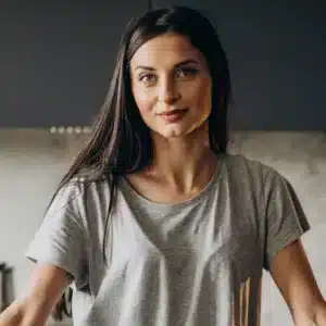 Bianca preparing fresh vegetables in her kitchen for a healthy Zepbound-friendly lunch